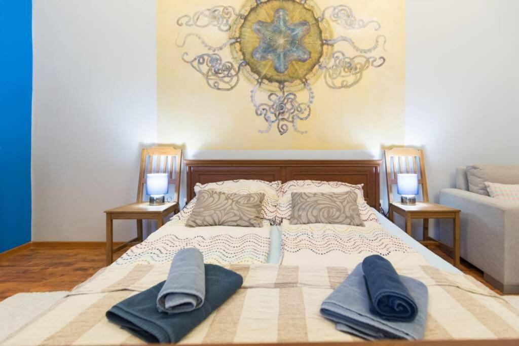 The Quiet Blue Home In The City Center! Cracóvia Exterior foto